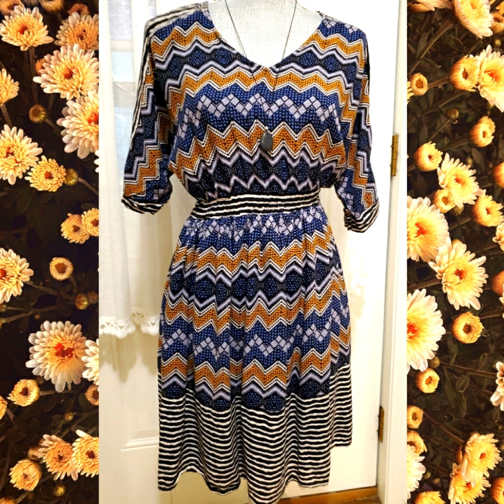 Doe & Rae Batik Print Short Sleeve Midi Dress
